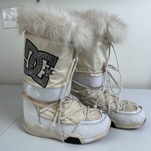 VINTAGE DC Chalet Snow Boots Women's Size 9 White Black Faux Fur Snow Y2K Rare